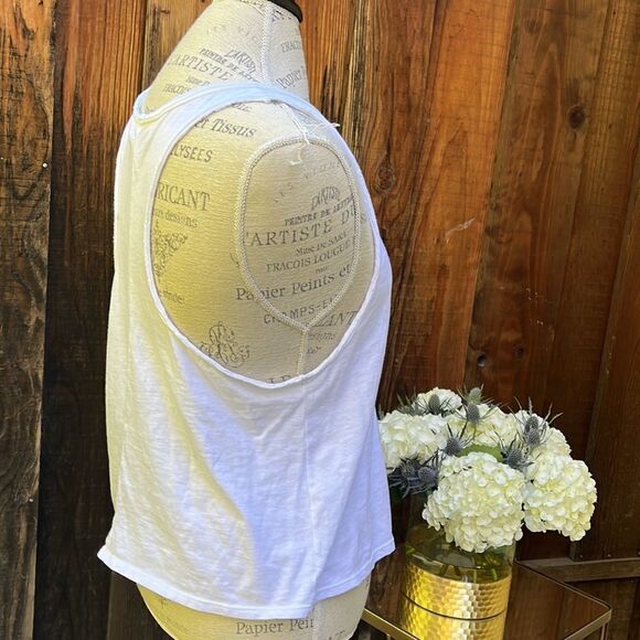 AMERICAN EAGLE RACER BACK T-SHIRT. Size P - Picture 3 of 4